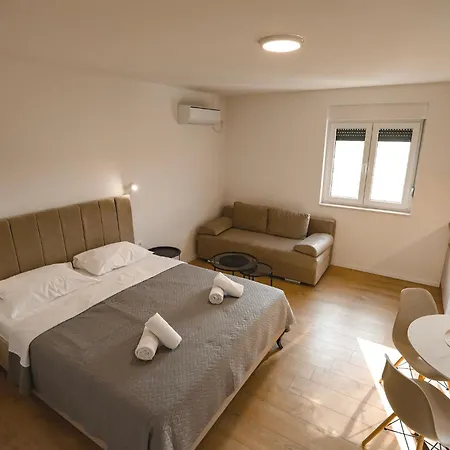 Διαμέρισμα St